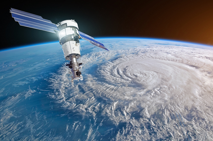 Photo d'un satellite au dessus de la Terre
