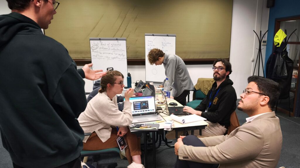Hackathon DefInSpace 2025 à l'IPSA les 10 et 11 octobre 2025