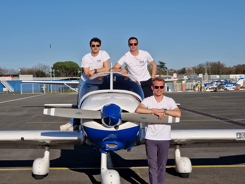 Aéronautique : Adrien et Alexy, deux étudiants de l’IPSA devenus Cadets de l’Air !